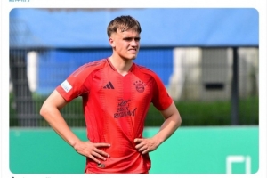 最新赛程-记者：拜仁18岁中卫朔尔将租借加盟卡尔斯鲁厄，含选择买断条款