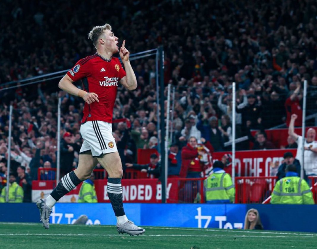 记者：那不勒斯已与霍伊伦达成原则性协议，将与曼联继续谈判