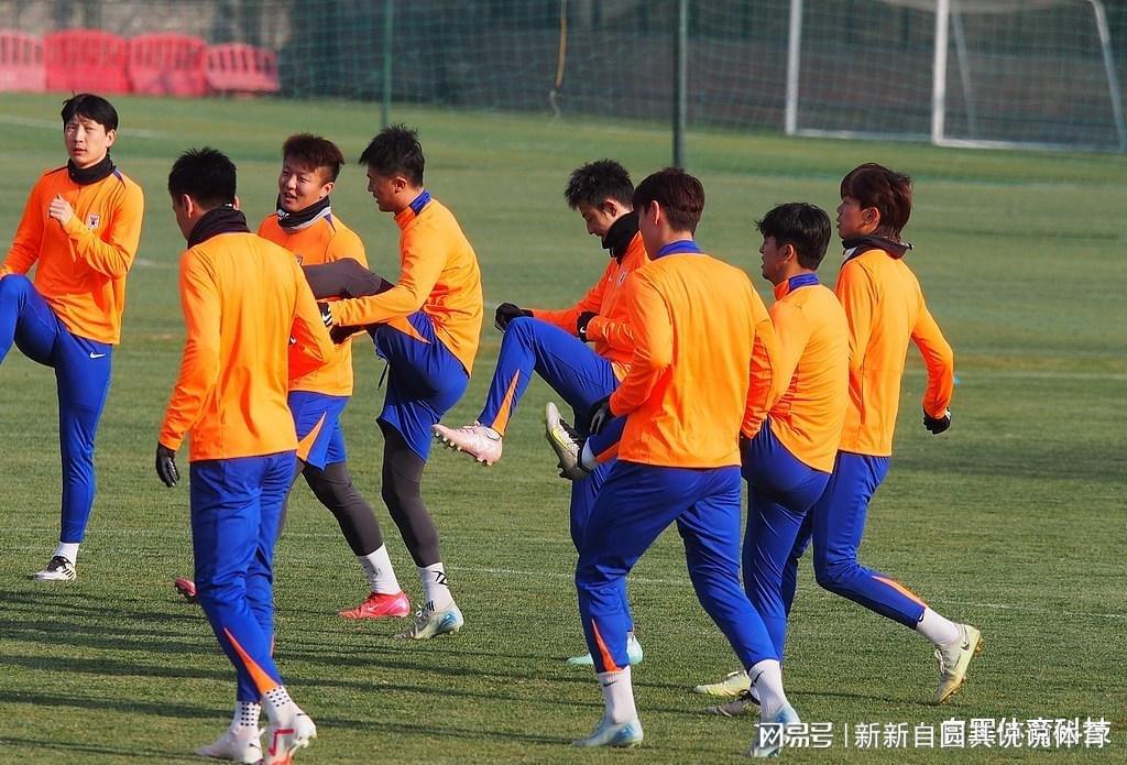 最新赛程-这个休赛期会拯救申花和国安，球员可以放平心态，恢复伤病和体能