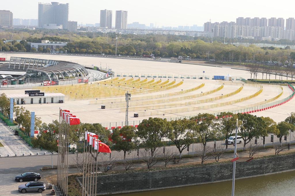 LOL世界赛直播-F1中国大奖赛预计有23万人次现场观赛，警方：视人流量开展波次放行